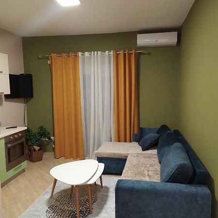 Lungomare Beach Apartments Vlorë Exteriör bild