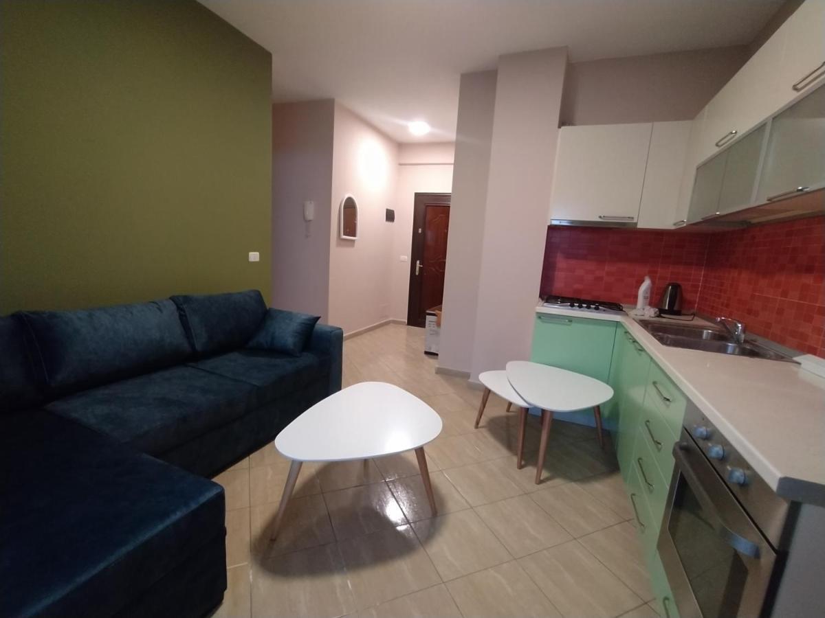Lungomare Beach Apartments Vlorë Exteriör bild