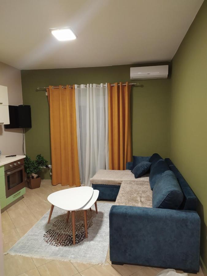 Lungomare Beach Apartments Vlorë Exteriör bild