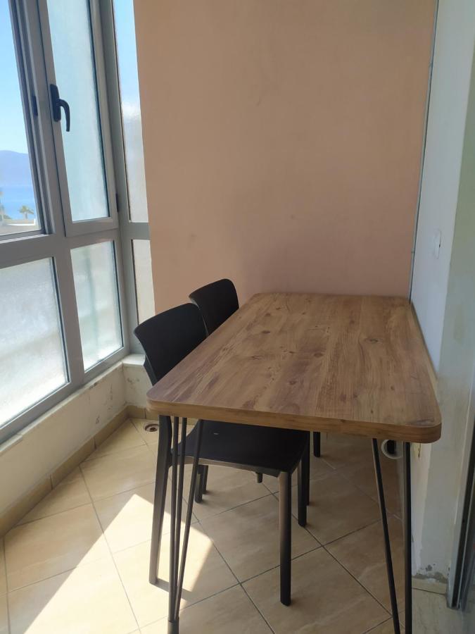 Lungomare Beach Apartments Vlorë Exteriör bild