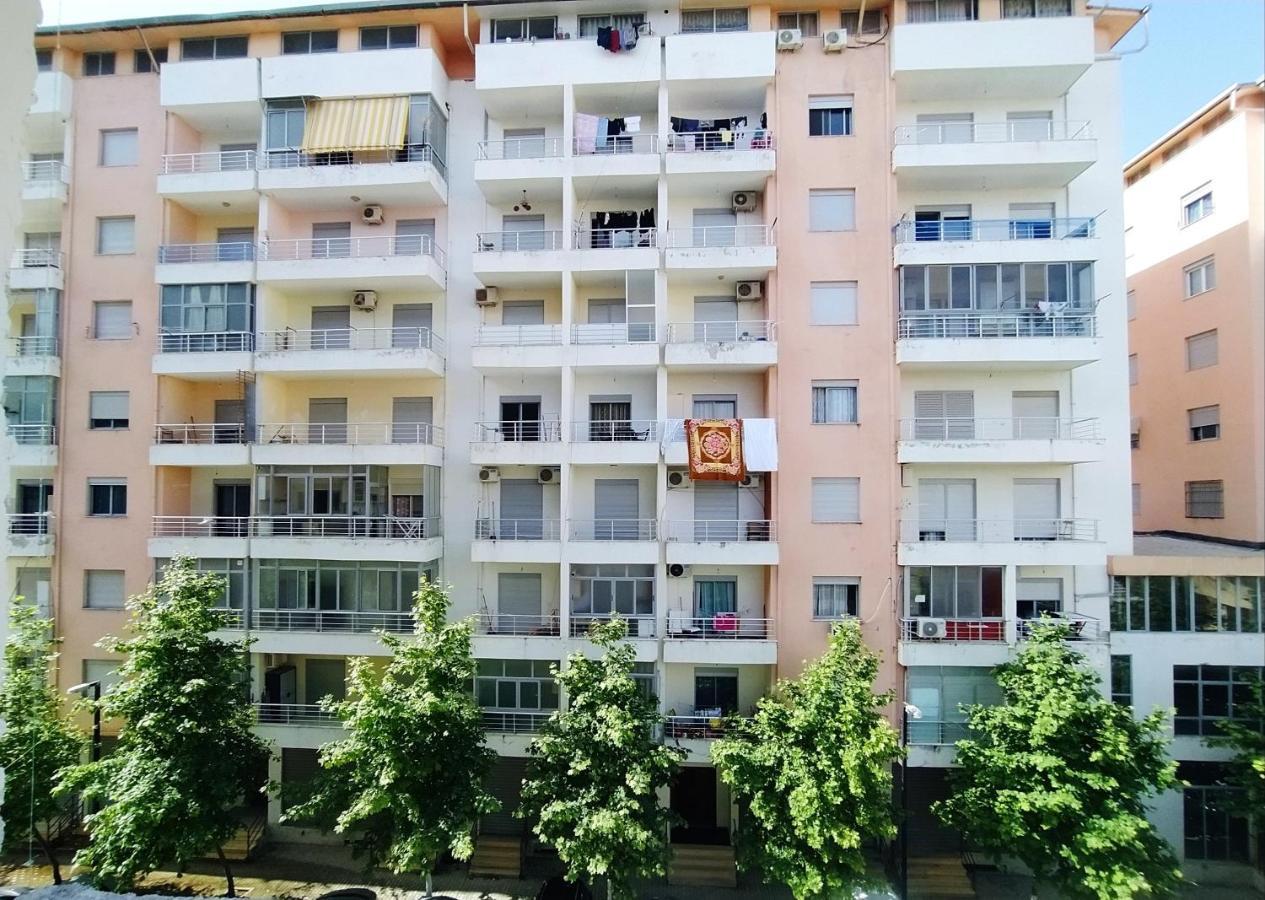 Lungomare Beach Apartments Vlorë Exteriör bild