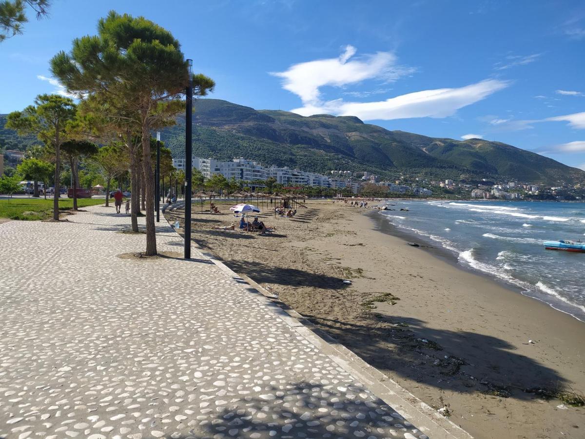 Lungomare Beach Apartments Vlorë Exteriör bild