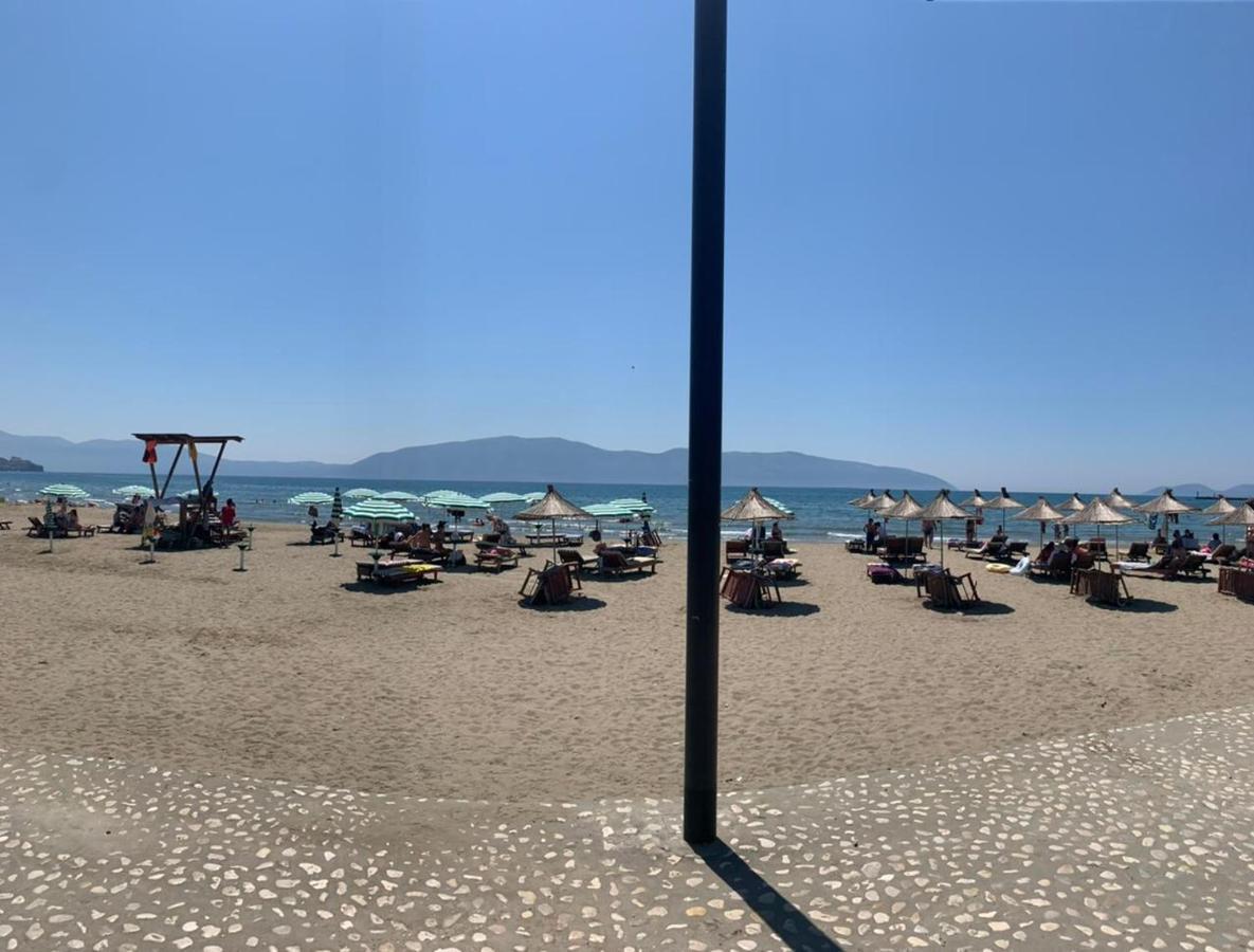 Lungomare Beach Apartments Vlorë Exteriör bild